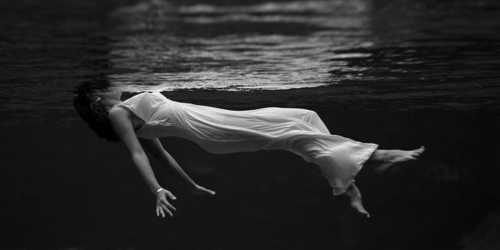 1917x1170 37+ Black and White Backgrounds, Pictures, Wallpaper, Images