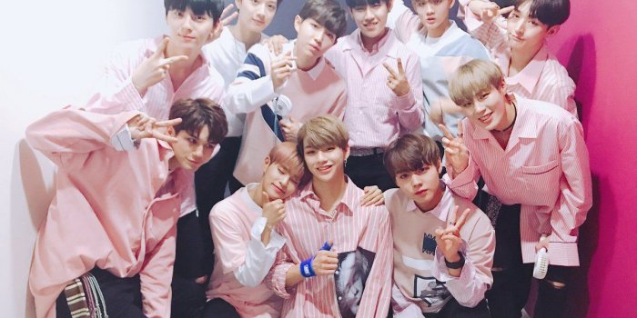 1200x900 Here's Which Phones Your Favorite K-Pop Idols Are Using