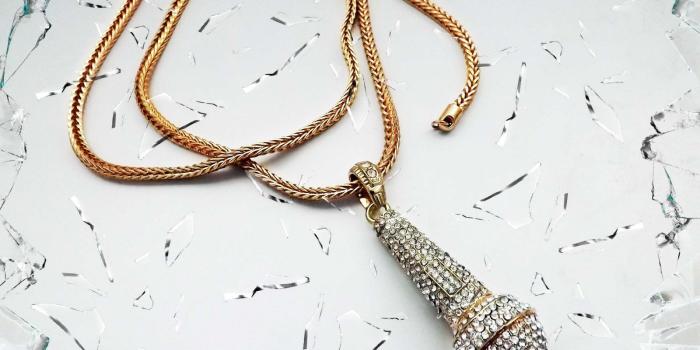 1600x1200 Hip Hop Rapper Iced Out Microphone Pendant In Gold- Large