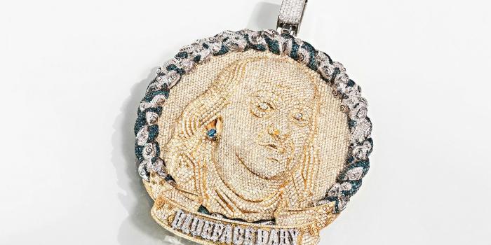 1200x800 Blueface Baby Masterpiece Chain Closer Look | HYPEBEAST