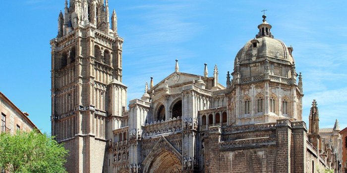 1200x1128 Toledo Cathedral - Wikipedia