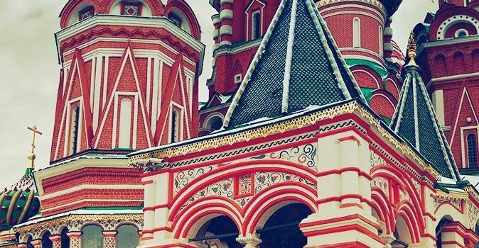 674x1200 Moscow-Russia-Historical-Building-iPhone-Wallpaper | iPhone
