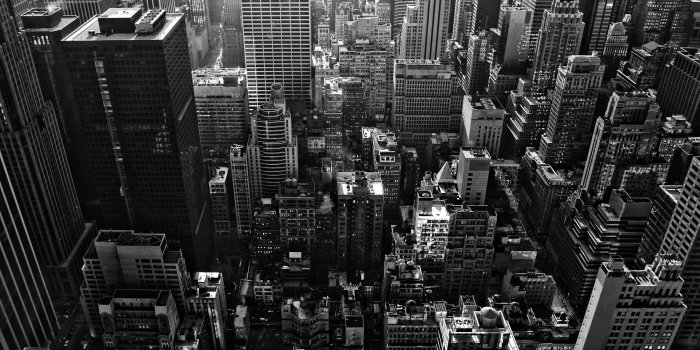 2560x1600 Black and white city wallpaper Gallery