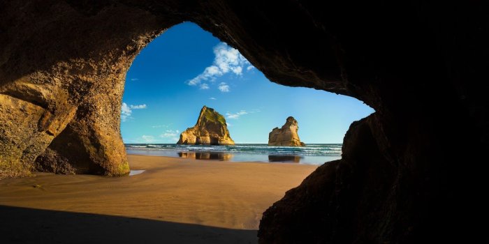 1600x900 Twitter Headers / Facebook Covers / Wallpapers / Calendars