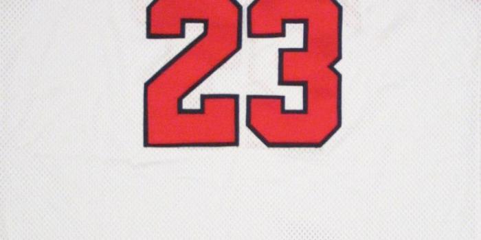 800x1280 Free download Michael Jordan Jersey 23 Wallpaper [1088x1408] for