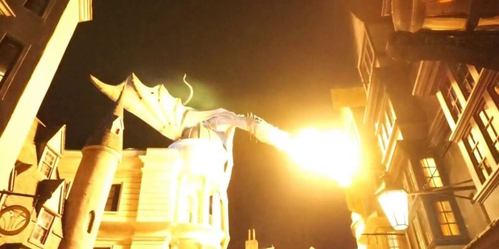 1920x1080 Gringotts dragon in Diagon Alley at night, Universal Orlando