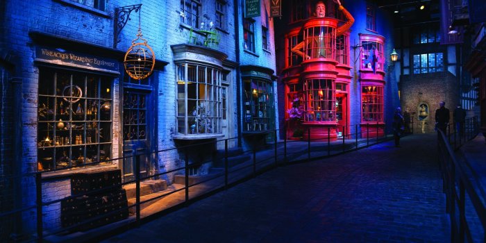 2500x1669 Diagon Alley: Exploring the 'Harry Potter' World's Famous Wizarding