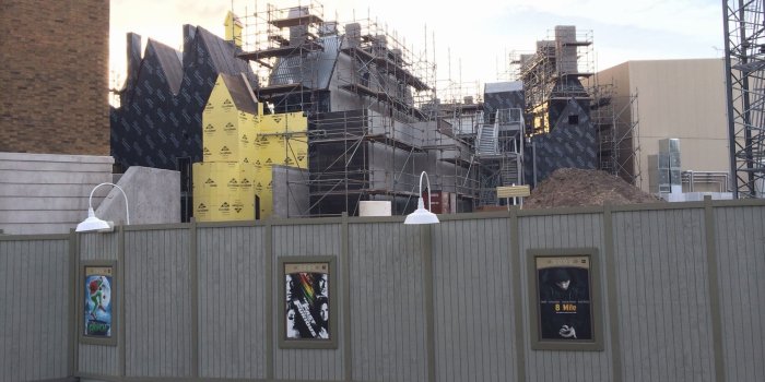 2048x1536 Universal Diagon Alley update: PotterWatch 12-26-13 Touringplans.com