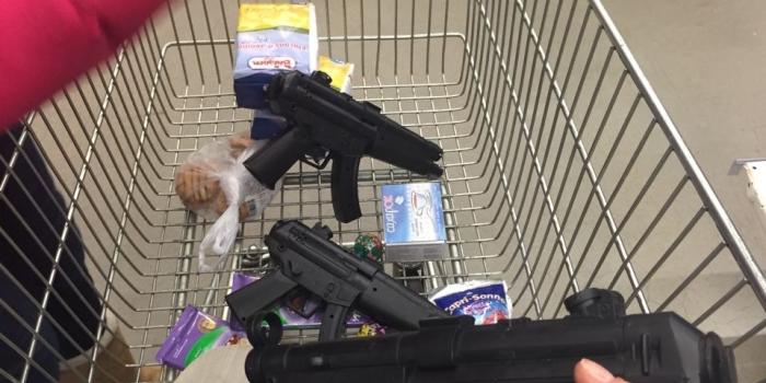 960x1280 Check out @kodakcamren ❤️ | D O P E | Gangster girl, Guns, Girl guns