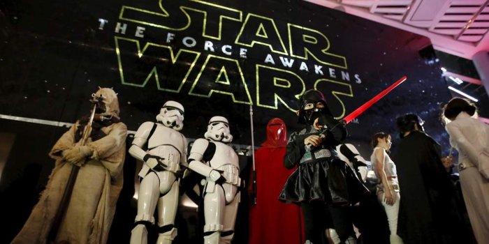 2048x1152 Star Wars Tops Harry Potter Box Office Record | Ents & Arts News