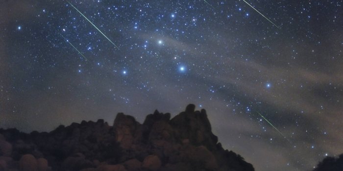 1920x1080 Beautiful Night Sky With Shooting Stars HD Wallpaper, Background Images