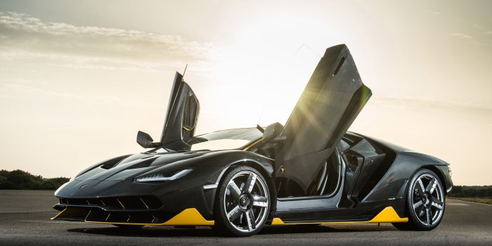 3840x2160 Supercar Lamborghini Wallpaper