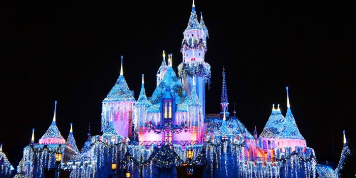 2560x1600 Disney Castle Backgrounds