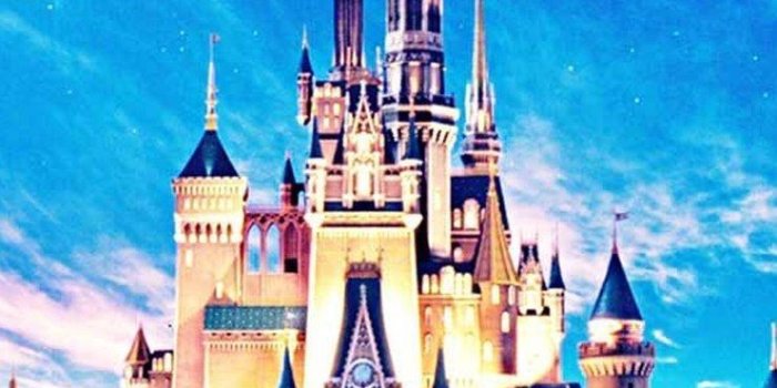 740x1110 10 Coordinating Disney Wallpapers For Your iPhone