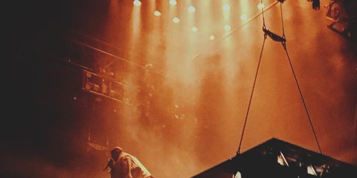 852x1608 Kanye West Iphone 6 Wallpaper - Stage (#1106209) - HD Wallpaper Download