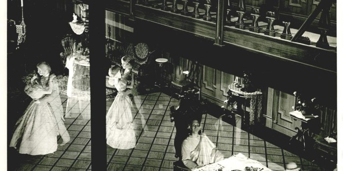 1600x1080 Haunted Mansion Iphone Wallpaper - (55+) Group Wallpapers