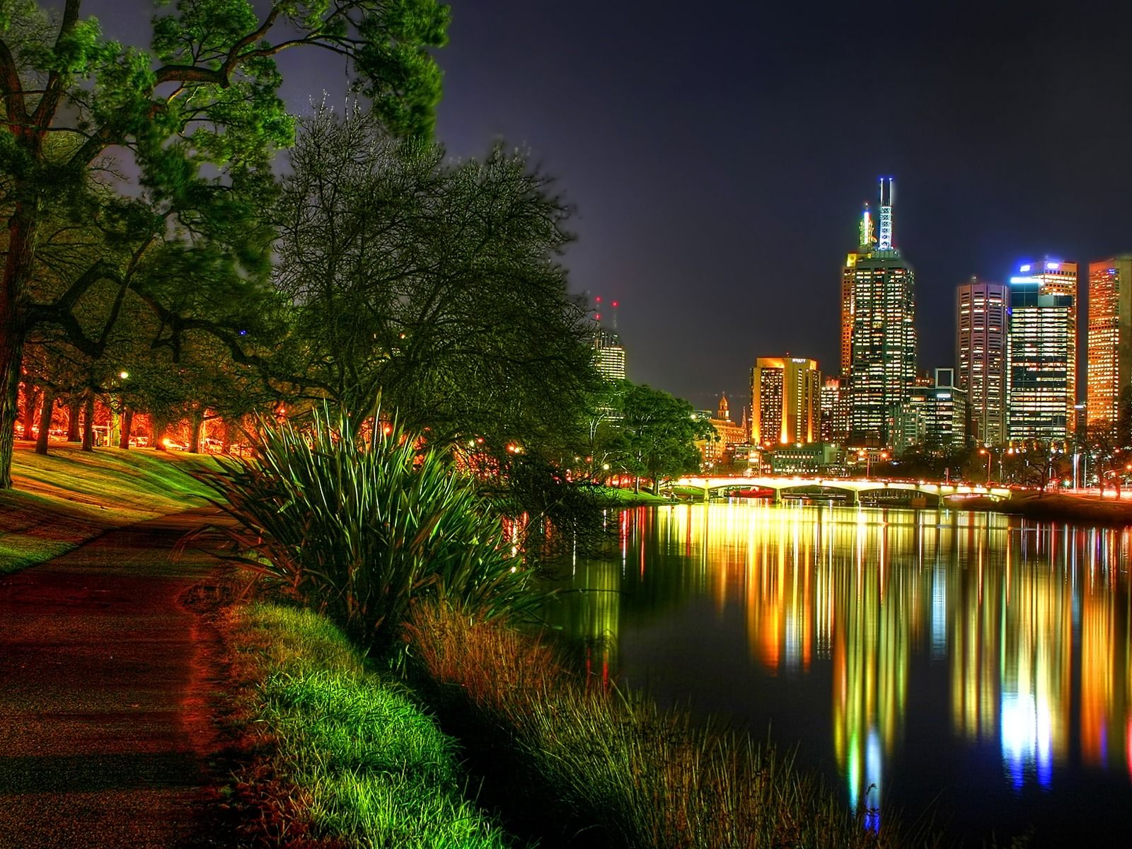 1600x1200 41+] City Night Lights Wallpaper on WallpaperSafari
