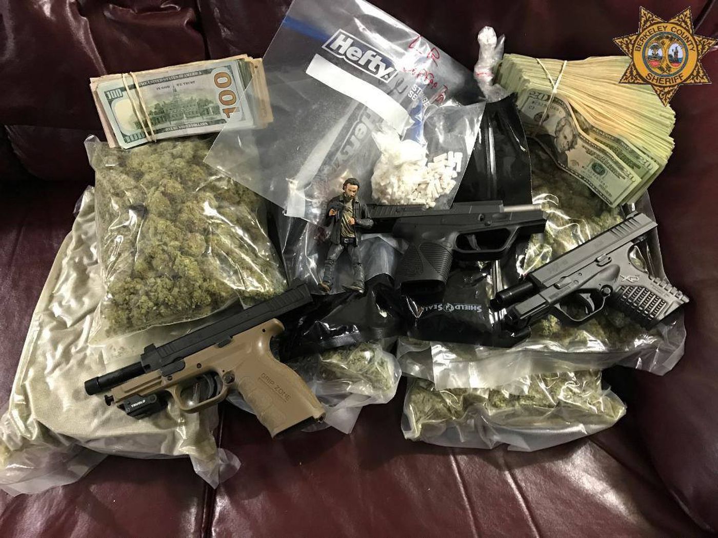 1400x1050 One arrested, two others sought after Goose Creek drug bust