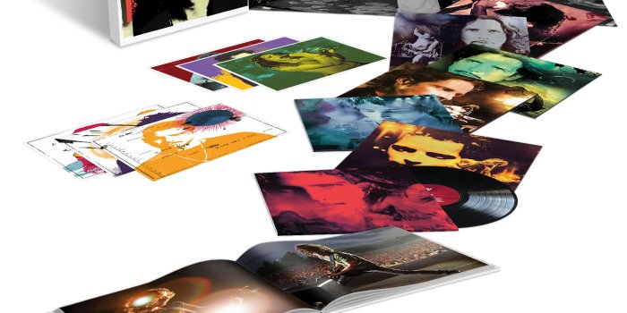 3744x3744 Chris Cornell