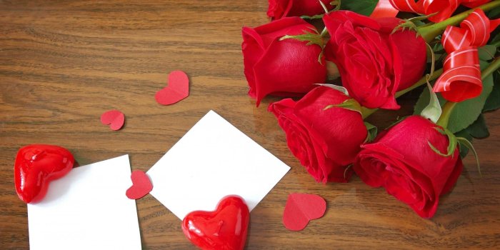 2560x1600 57+ Love Flower Wallpapers on WallpaperPlay