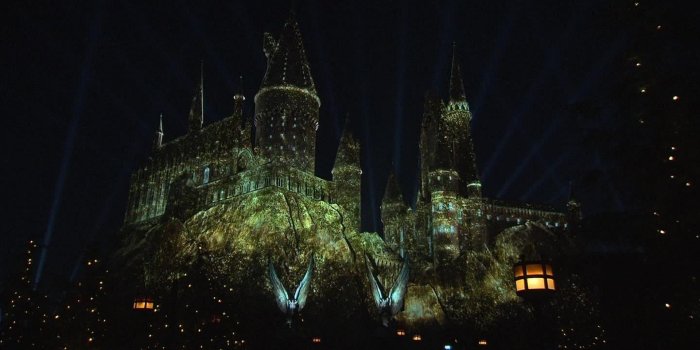 1920x1080 Hogwarts Disney Castle Iphone Wallpaper