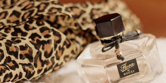 1332x850 Wallpaper perfume, bottle, perfumes, GUCCI images for desktop