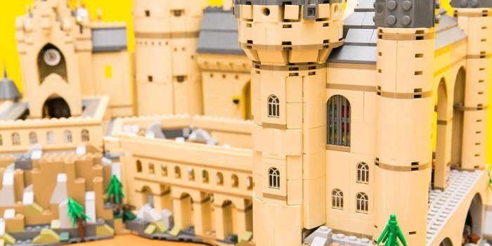 1600x900 See Harry Potter's massive Lego Hogwarts up close and magical - CNET