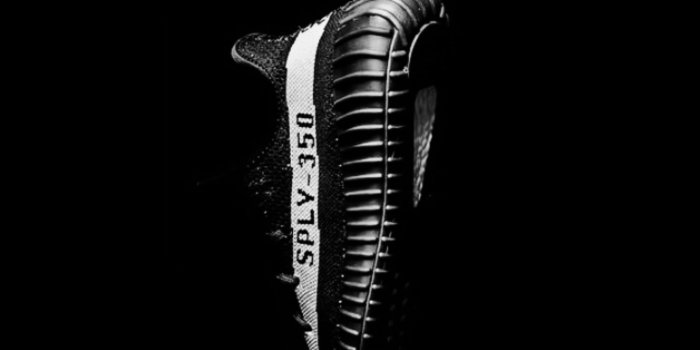 2241x3977 Yeezy Boost 350 V2 Oreo | Celebrity style | Sneakers wallpaper
