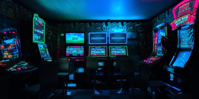 5375x3583 5208229 5375x3583 #green, #arcade, #dark, #glow, #lightroom, #game