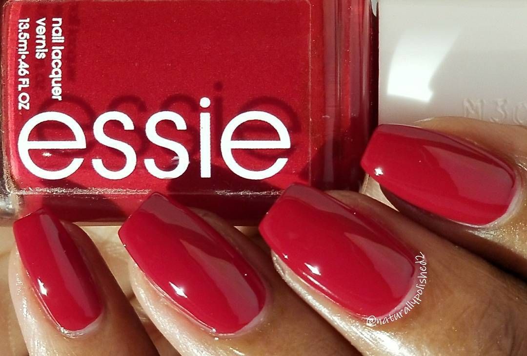 1080x731 Essie Polish 