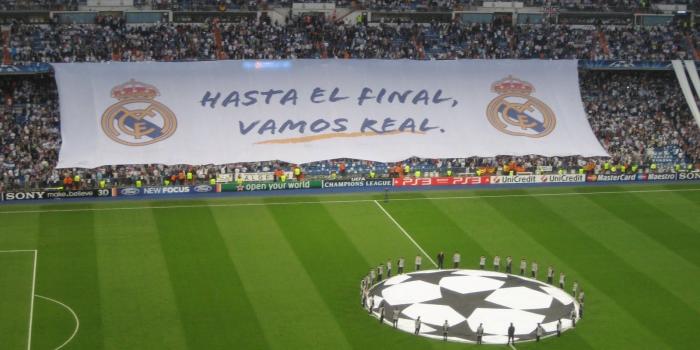 1600x1200 sports, soccer, balls, legend, crowd, madrid, Real Madrid, Raul