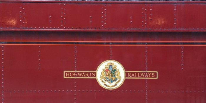 1024x768 Hogwarts Express Ride at Wizarding World: Everything You Need To Know