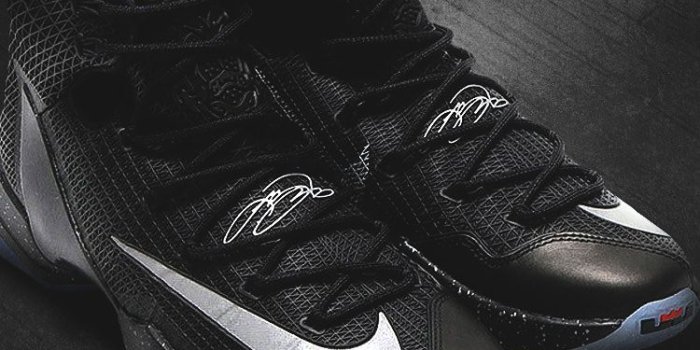 750x1334 Nike Basketball Shoes Wallpapers