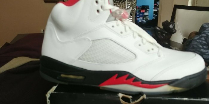 1600x1200 NIKE AIR JORDAN RETRO 5 FIRE RED WHITE BLACK SHOES 136027 100 SIZE 13 WORN  ONCE