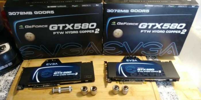 1600x1200 2x EVGA GeForce GTX 580 3072MB Hydro Copper 2 / 03G-P3-1591-AR / with  fittings