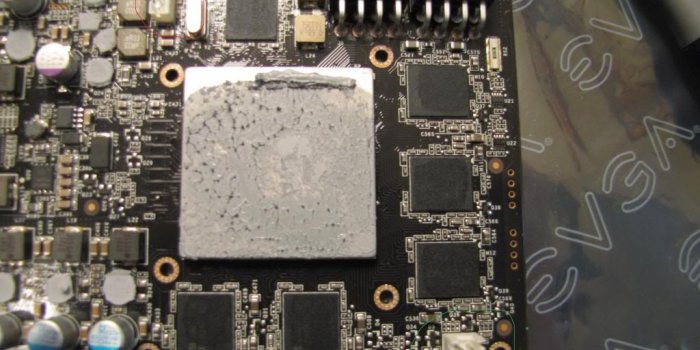1024x768 Leds on GTX 580 cards, reminds me of the following..& GTX 480 ES