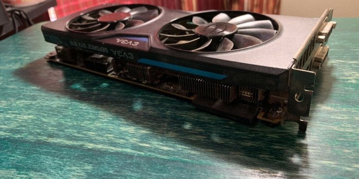 1600x1200 Evga GeForce GTX 970 FTW with Backplate