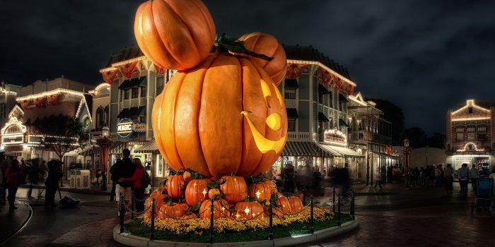 2880x1800 A Disney Halloween ❤ 4K HD Desktop Wallpaper for 4K Ultra HD TV