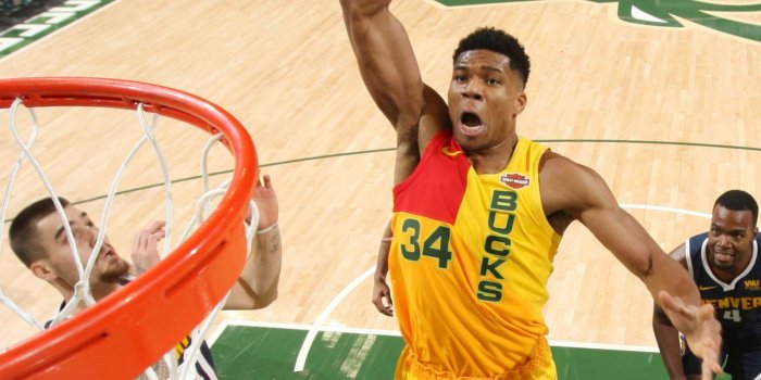 1600x900 Giannis Antetokounmpo Throws Down Thunderuous Dunk - Giannis