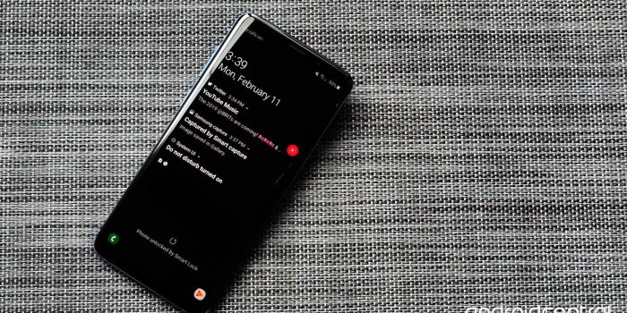 1600x900 How to show all notifications on Galaxy S and Note lock screens