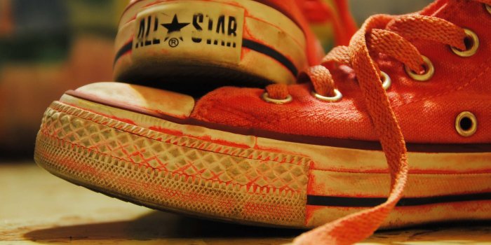 2560x1600 Converse Red Sneakers ❤ 4K HD Desktop Wallpaper for 4K Ultra HD TV