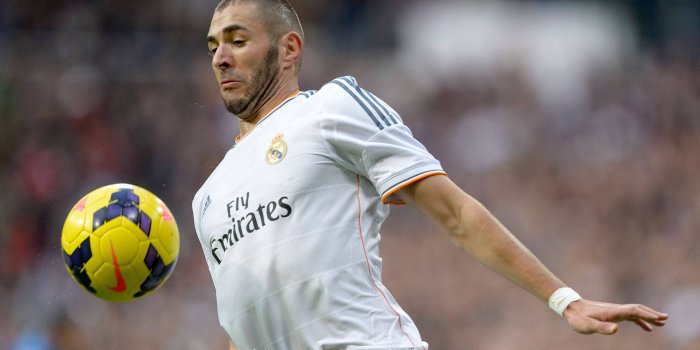 2048x1536 The player of Real Madrid Karim Benzema wallpapers and images