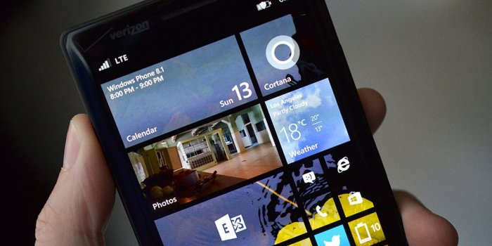 1200x800 Microsoft finally admits Windows Phone is dead - The Verge