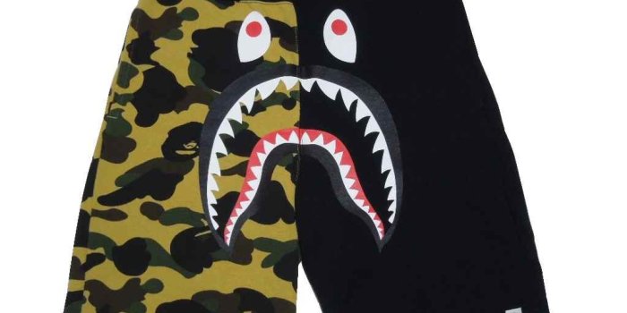 1024x768 A BATHING APE (APE) 1st CAMO SHARK SWEAT SHORTS shark swettshorts BAPE /  bape
