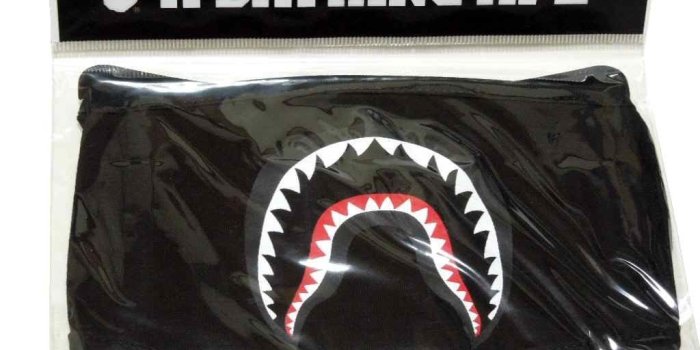 1024x768 A BATHING APE (APE) SHARK (shark MASK) BAPE (BAPE)