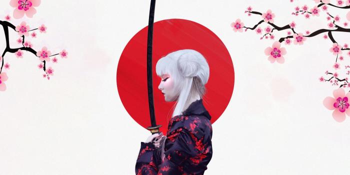 2560x1600 Download 2560x1600 wallpaper girl warrior, samurai, cherry blossom