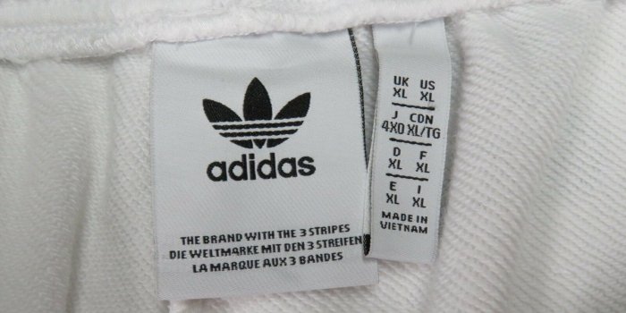 1600x1200 Adidas Stripes Adidas Wallpaper 37451 Fanpop t