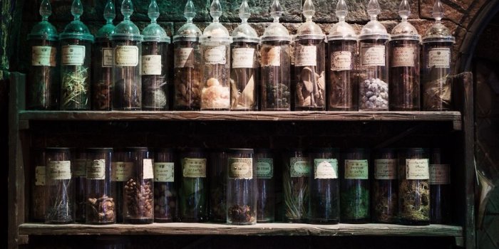 1024x768 potion classroom - Google keresés | Harry Potter places