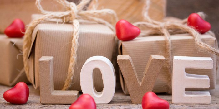 3840x2160 Romantic Love Gift Heart Wallpapers - 3840x2160 - 2017291