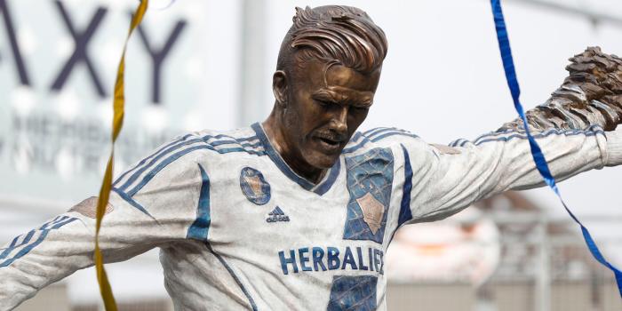 2048x1152 WATCH: David Beckham statue unveiled at LA Galaxy | Football News